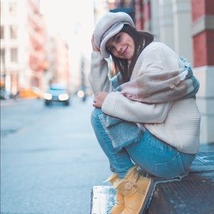 Meet your Posher, Maria